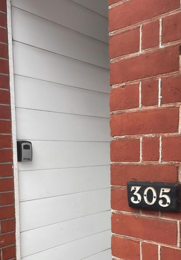 305 High Town Road Hostel Luton  Ngoại thất bức ảnh